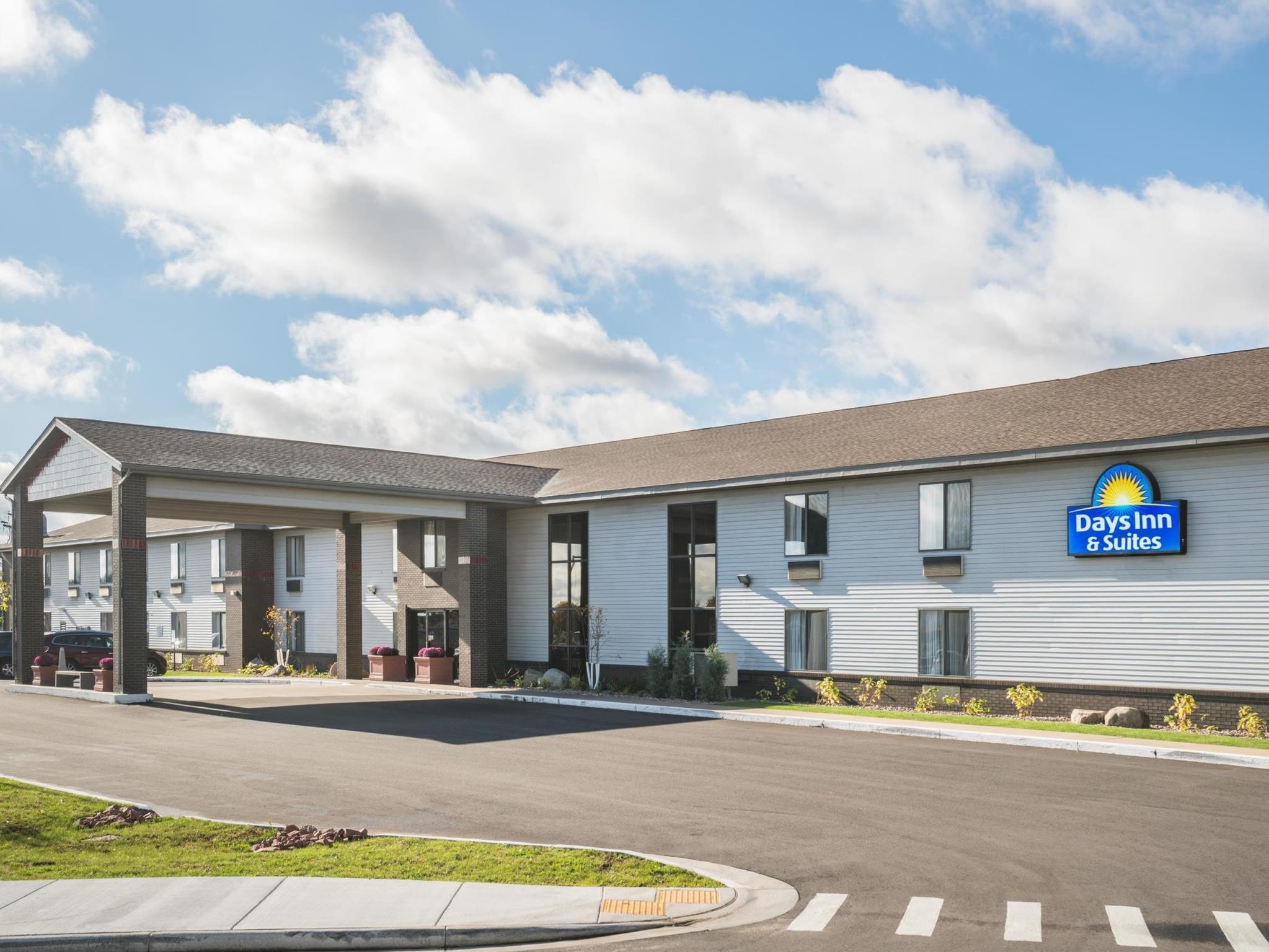 Days Inn & Suites By Wyndham Wausau Eksteriør bilde
