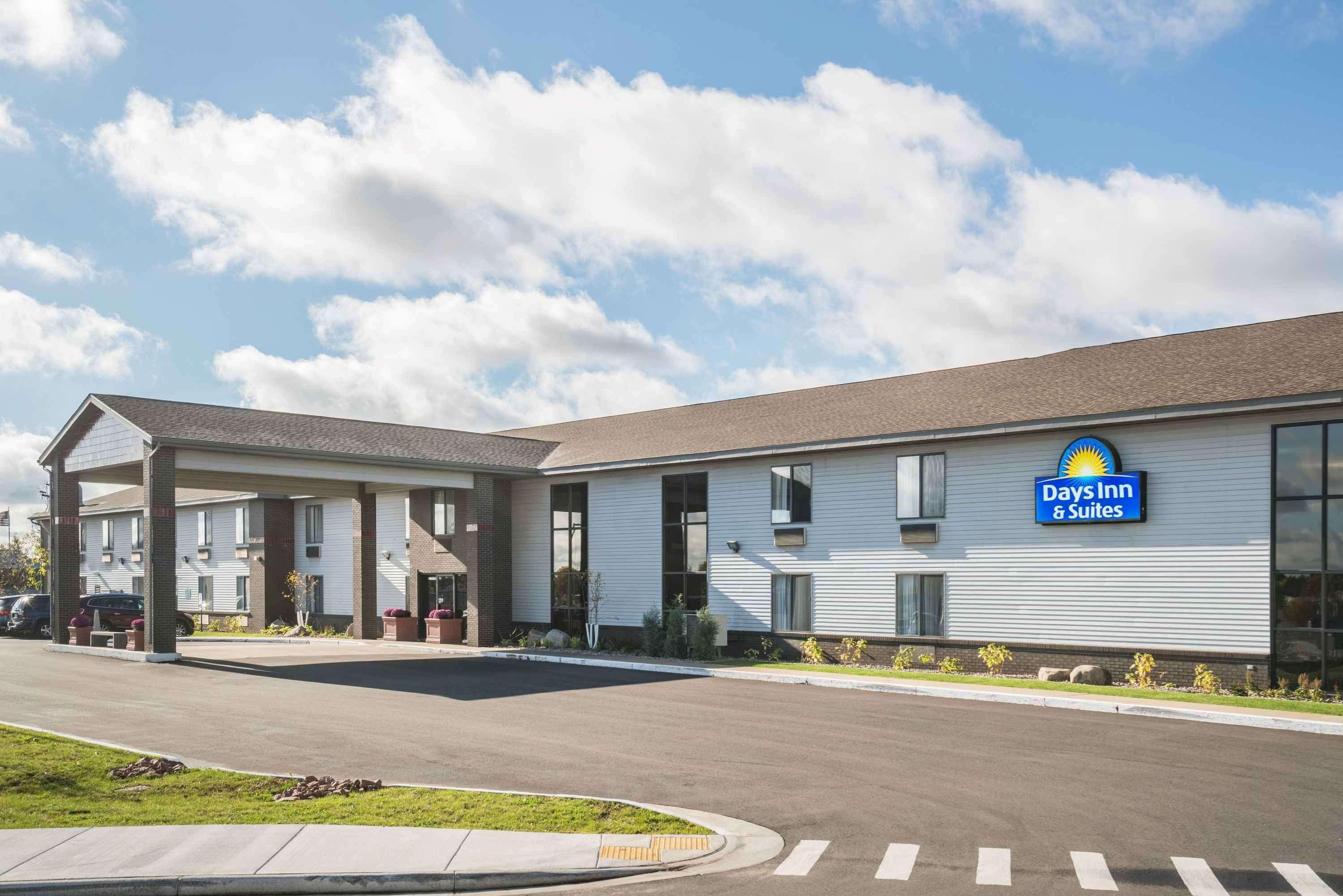 Days Inn & Suites By Wyndham Wausau Eksteriør bilde